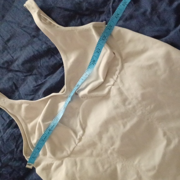 💙🌹nude color compression camisole size M - Picture 3 of 6